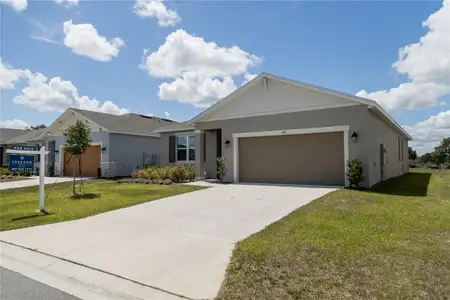 New construction Single-Family house 661 Crown Rose Dr, Eagle Lake, FL 33839 plan The Seaton - image