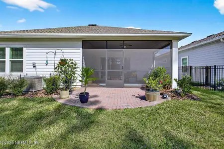 New construction Single-Family house 75730 Pondside Ln, Yulee, FL 32097 - image