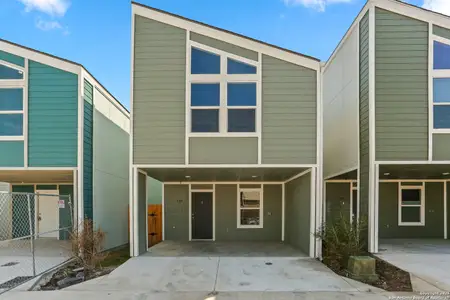 New construction Townhouse house 310 W Evergreen St, San Antonio, TX 78212 - image