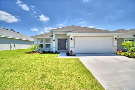 New construction Single-Family house 4422 Juneberry Dr, Auburndale, FL 33823 plan 2200 - image