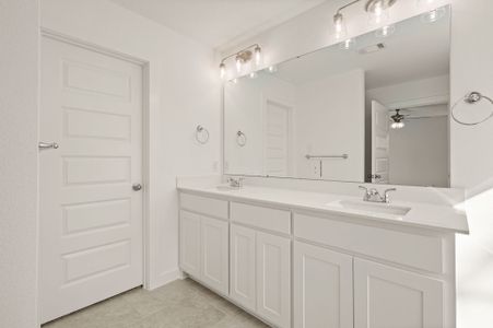 New construction Single-Family house 217 Shady Oaks Dr, Runaway Bay, TX 76246 plan Travis - image 10