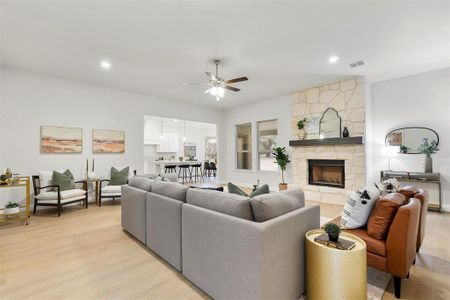 New construction Single-Family house 4000 Veal Station Rd, Weatherford, TX 76085 McKinley V- photo 11 11