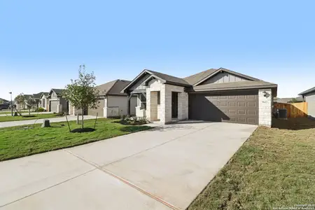 New construction Single-Family house 9623 Grand Via Blvd, Converse, TX 78109 plan The Briscoe (820) - image