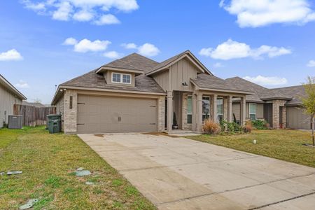 New construction Single-Family house 1946 Chief St, Bryan, TX 77807 - image