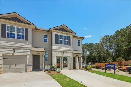 New construction Townhouse house 518 Woodcreek Cir Sw, Unit 11, Atlanta, GA 30331 - image