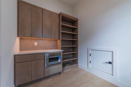 New construction Single-Family house 105 Manciano, Horseshoe Bay, TX 78657 - image 13