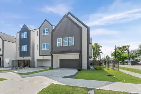 New construction Single-Family house 4329 Arlington St, Houston, TX 77022 - image