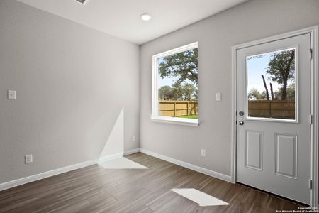 New construction Single-Family house 16702 Red Pine, Elmendorf, TX 78112 The Woodland- photo 6 6