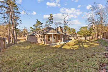 New construction Single-Family house 512 Sandy Oaks Dr, Huntsville, TX 77340 - image 3