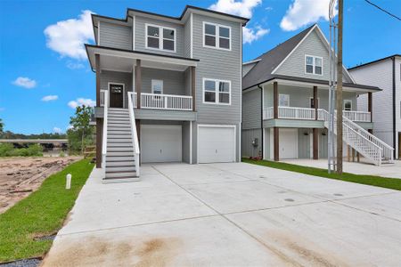 New construction Single-Family house 3845 Water Street, Dickinson, TX 77539 - photo 0 0