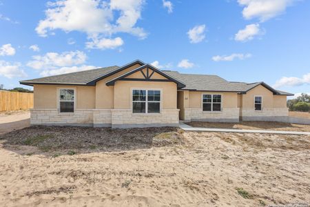 New construction Single-Family house 30 Log Cabin Wy, Poteet, TX 78065 - image
