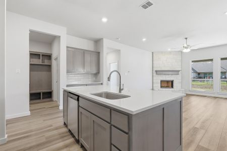 New construction Single-Family house 118 Bitsy Ct, Boyd, TX 76028 plan Hudson III - image 15