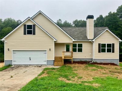 New construction Single-Family house 712 Mossy Oak Drive, Jackson, GA 30233 - photo 0