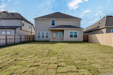 New construction Single-Family house 122 Beveridge, Seguin, TX 78155 Gage Homeplan- photo 32 32