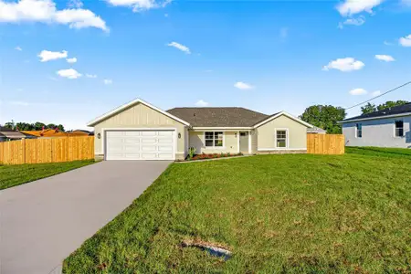 New construction Single-Family house 12 Dogwood Loop Ave, Ocala, FL 34472 - image