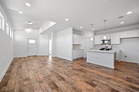 New construction Single-Family house 513 A Burlington Dr, Unit A, Buda, TX 78610 - image 14