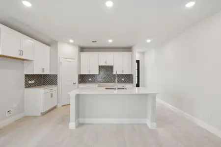 New construction Single-Family house 31305 Kingsley Pines Dr, Houston, TX 77336 - image 6