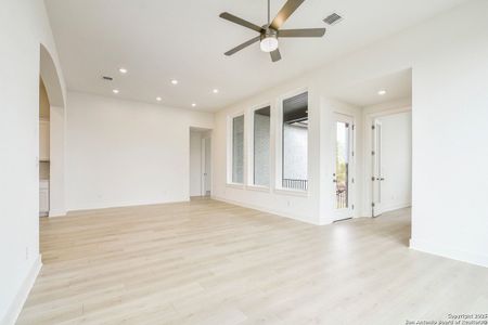 New construction Single-Family house 340 Fountain Grass Dr, San Marcos, TX 78666 plan Newport Plan - image 9