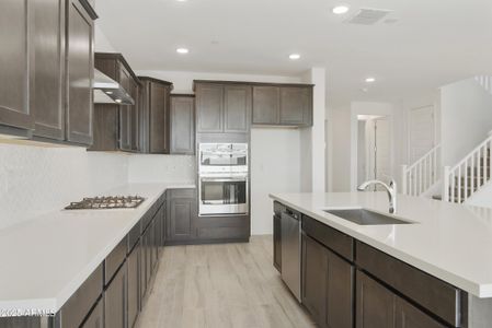 New construction Single-Family house 15675 W Mercer Ln, Surprise, AZ 85379 null- photo 15 15