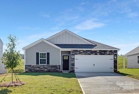 New construction Single-Family house 3469 Buck Court, Unit 37, Gastonia, NC 28056 The Freeport- photo 0