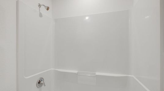 shower and bathtub combination