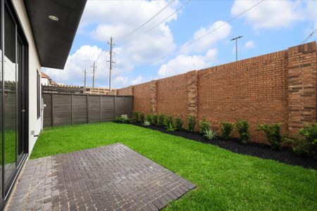 New construction Single-Family house 1131 Castellina Ln, Houston, TX 77055 null- photo 0