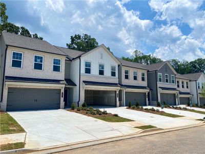 New construction Townhouse house 5507 Allegro Ln, Flowery Branch, GA 30542 - image