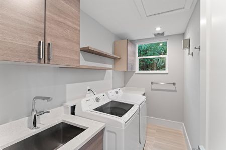 New construction Single-Family house 1544 SE Saint Lucie Blvd, Stuart, FL 34996 - image