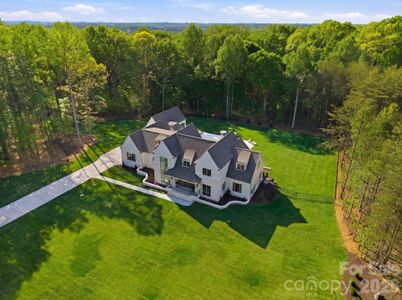 New construction Single-Family house 3035 Maple Way Dr, Davidson, NC 28036 - image