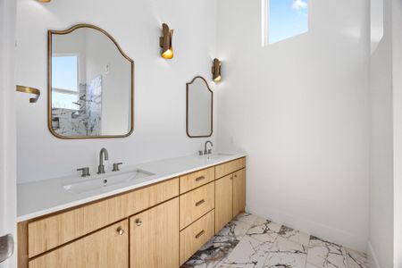 New construction Single-Family house 106 W Croslin St, Unit 1, Austin, TX 78752 - image 12