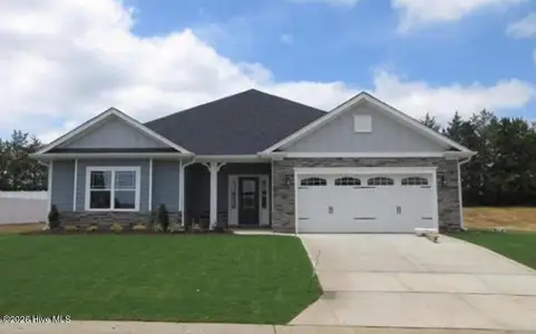 New construction Single-Family house 808 Hidden Bridge Dr, Jacksonville, NC 28546 plan 1902 - image