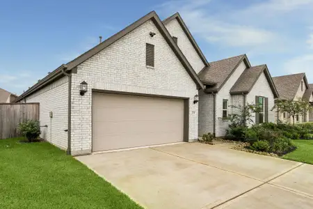 New construction Single-Family house 2118 Cottage Bridge Rd, League City, TX 77573 plan Glenbrook II - image