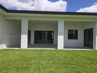 New construction Single-Family house 23840 Sw 209Th Pl, Homestead, FL 33031 - image