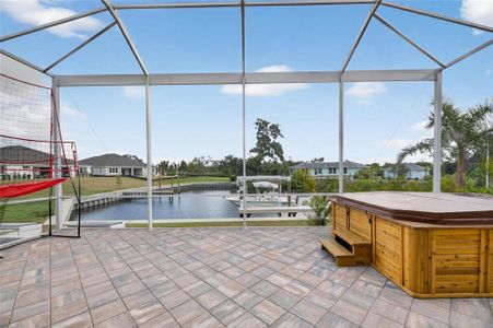 New construction Single-Family house 5975 Blakeney Lp, Apollo Beach, FL 33572 - image