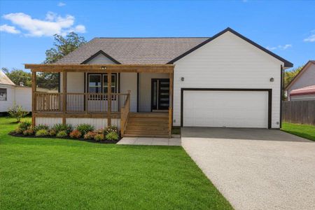New construction Single-Family house 403 Jones St, Smithville, TX 78957 - image
