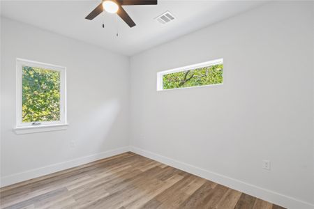 New construction Condo/Apt house 909 Vargas Rd, Unit B, Austin, TX 78741 - photo 15 15