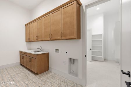 New construction Single-Family house 2759 E Longhorn Dr, Gilbert, AZ 85297 - image 15