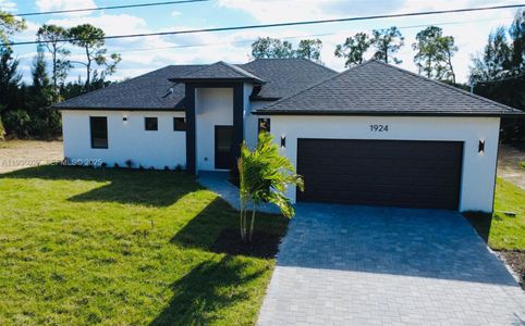 New construction Single-Family house 1924 Ne 14Th Pl, Cape Coral, FL 33909 - image