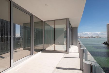 New construction Condo house 300 Biscayne Blvd Wy, Unit 1705W, Miami, FL 33131 - image