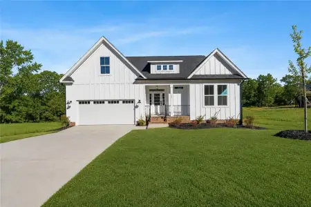 New construction Single-Family house 209 Gunnery Ct E, Ninety Six, SC 29666 plan May - image