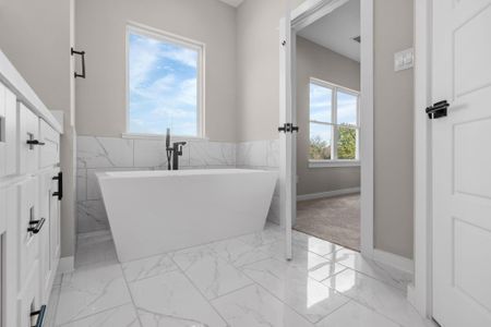 New construction Single-Family house 5915 Wheatley Hollow Ln, Houston, TX 77091 - image 10