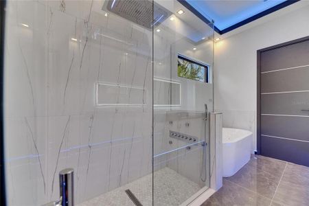 New construction Single-Family house 6528 Simone Shores Cir, Apollo Beach, FL 33572 - image 9