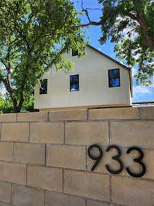 New construction Single-Family house 929 52Nd St E, Austin, TX 78751 - photo 0