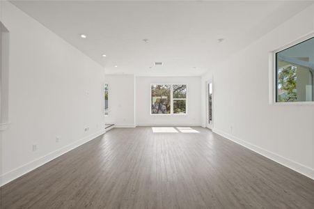 New construction Townhouse house 301 15Th St N, St. Petersburg, FL 33705 - image 19
