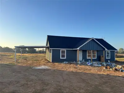 New construction Single-Family house 1017 Morgan Ct, Springtown, TX 76082 - image 4