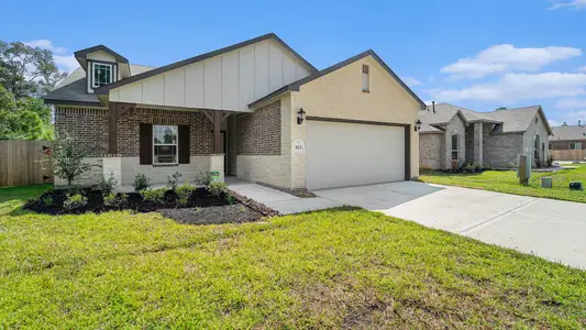 New construction Single-Family house 855 Waukegan Rd, Conroe, TX 77306 - image