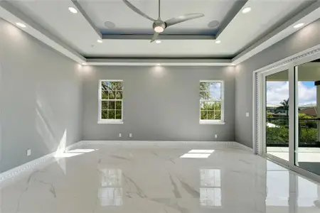 New construction Single-Family house 548 Estuary Shore Lane, Apollo Beach, FL 33572 - photo 40 40