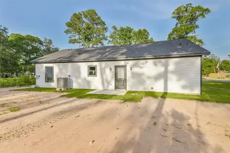 New construction Single-Family house 106 County Road 3704, Splendora, TX 77372 - image