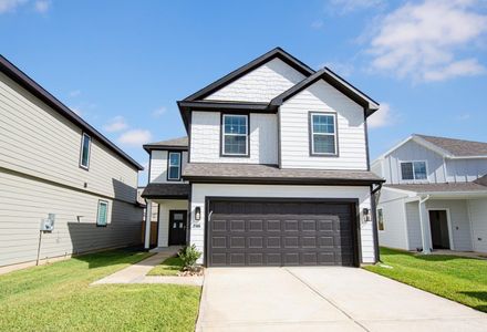 New construction Single-Family house 2106 Creole Creek Ln, Houston, TX 77090 plan The Lowry - image