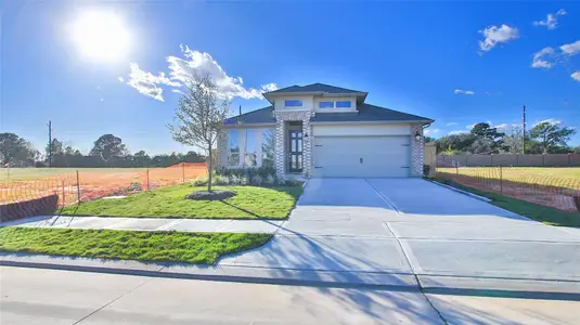 New construction Single-Family house 18707 Buttercup Farms Ln, Tomball, TX 77377 plan 2169W - image